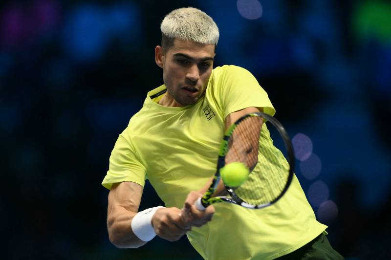 Alcaraz makes winning start to ATP Finals