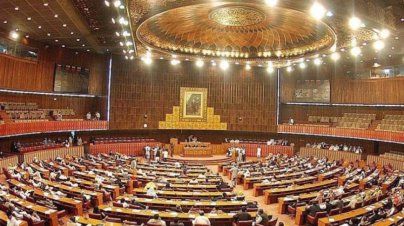 Senate witnesses heated debate over 27th constitutional amendment 