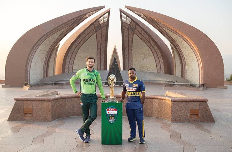 Trophy for Pakistan–Sri Lanka ODI series unveiled at Pakistan Monument