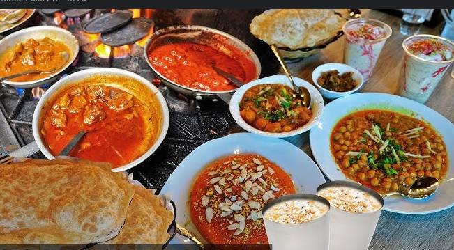 Many Senators skip ‘constitutional’ breakfast hosted by Ishaq Dar