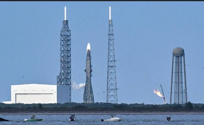 Bezos's Blue Origin postpones rocket launch over weather