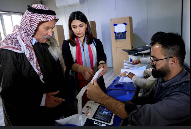 Iraqis vote in general election in rare moment of calm