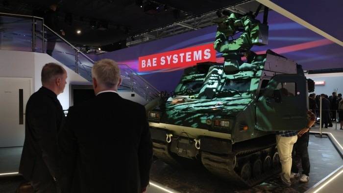 Brussels and UK haggle over entry fee for EU defence fund