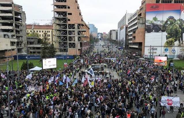 Hundreds demonstrate against Trump son-in-law project in Belgrade