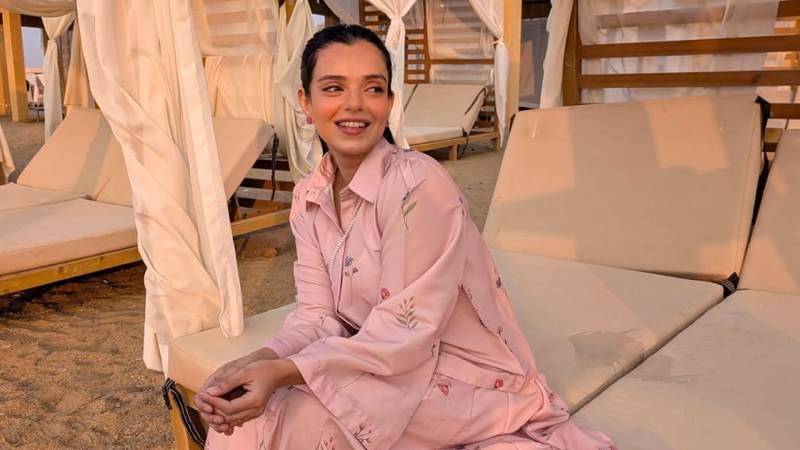 Srrha Asghar shares adorable ‘night duty’ moment with kids