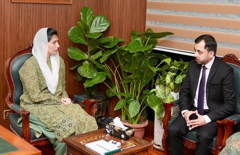 Dublin City Councillor Ammar Ali calls on First Lady Aseefa 