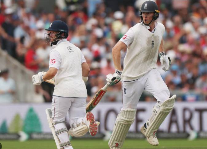 Duckett and Crawley on fire in England Ashes warm-up