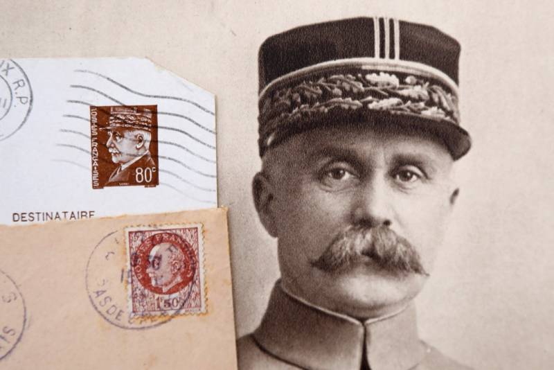 Petain tribute comments raise 'revisionist' storm in France