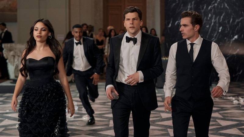 'Now You See Me' sequel steals N. American box office win