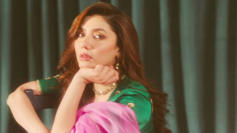 Mahira Khan gears up promotions as Neelofar premiere nears