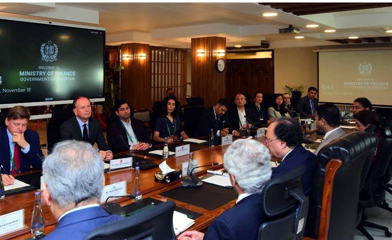 Govt committed to competitive tariff regime, says Aurangzeb