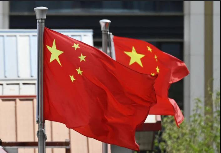 China vows to 'protect safety of foreigners' amid Japan row