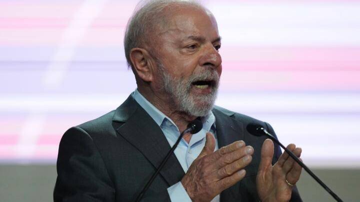 Lula lands in Amazon to press for climate deal