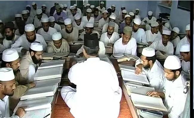 Punjab govt decides to register madrassas after mosques