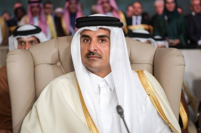 Israel launches fresh strikes on Gaza as Qatar fears for truce