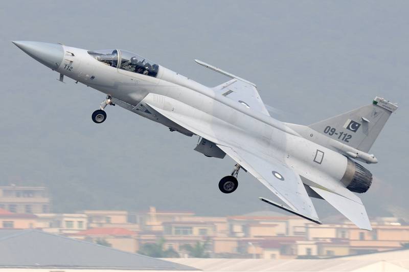 Pakistan says 'friendly country' signed MoU for procurement of JF-17 Thunder