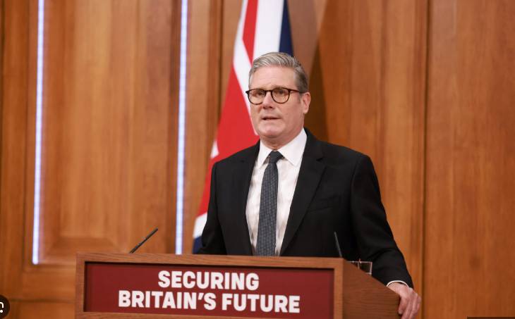 UK to make foreign workers wait 20 years for settled status