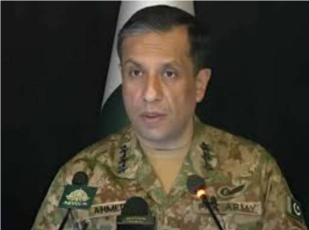 DG ISPR holds interactive session at NED University Karachi 