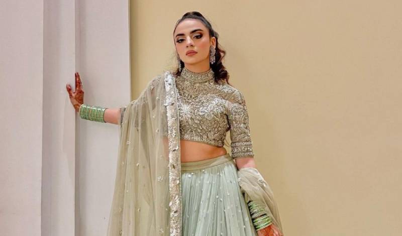 Mehar Bano sets internet ablaze again with bold moves