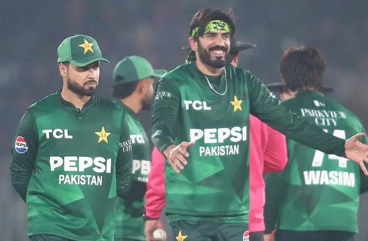 Usman Tariq's lifts Pakistan to thrash Zimbabwe by 69 runs in T20 tri-nation series clash 