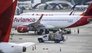 Six airlines cancel Venezuela flights after US warning
