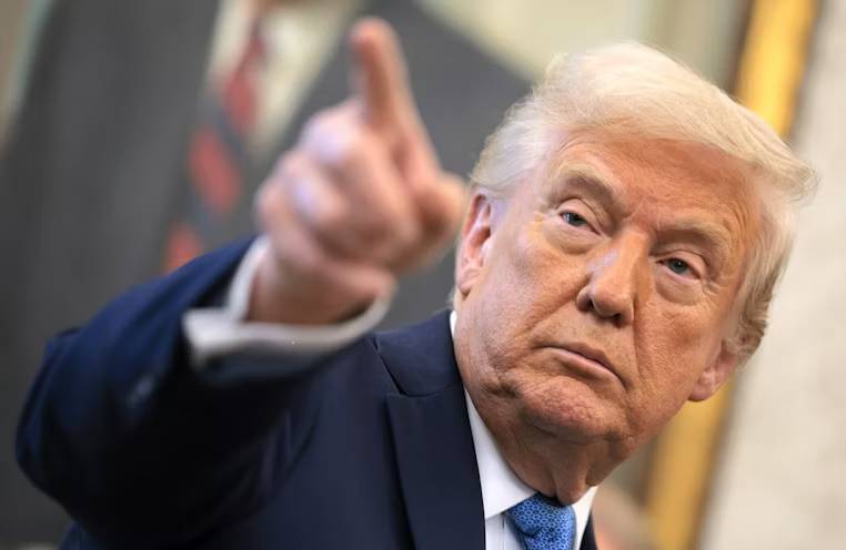 Trump urges jail time for Democrats over military message