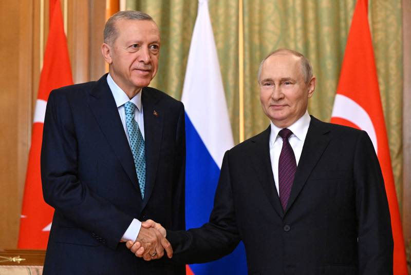 Turkey's Erdogan says will speak with Putin on Monday