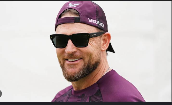 McCullum tells England fans to 'keep the faith' after Perth capitulation