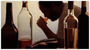 Saudi residents report booze ban eased for select foreigners