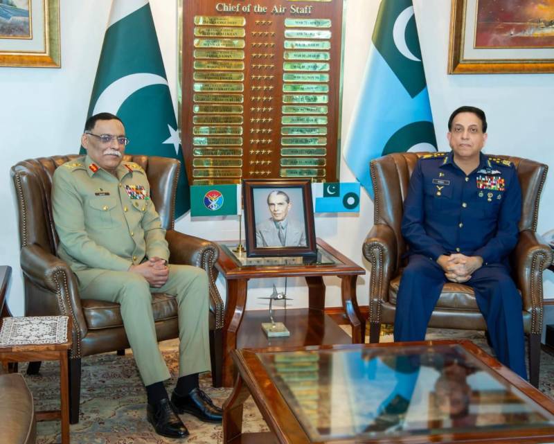CJCSC General Sahir pays farewell visit to Air Chief Marshal Zaheer Sidhu