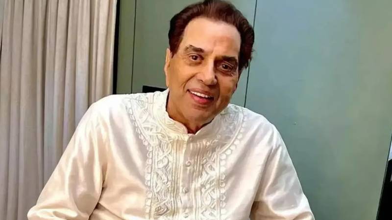 Pakistani celebrities pay tributes to legendary Bollywood icon Dharmendra