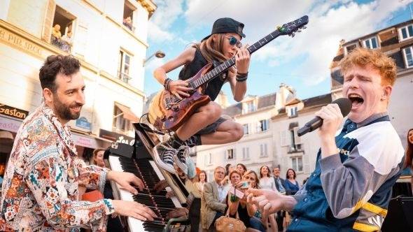 Pianist behind Paris 'Bohemian Rhapsody' flash mob aims higher