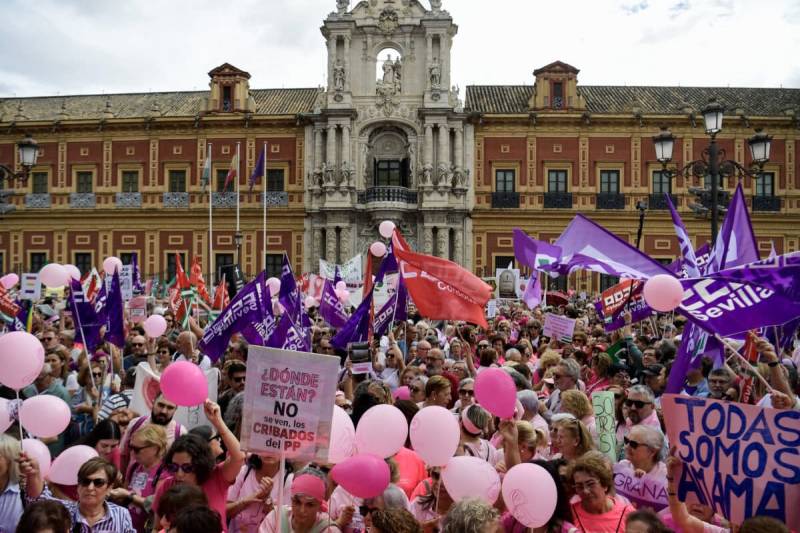 'Forgotten' women demand justice in Spain breast cancer scandal