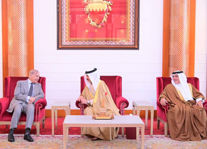 PM Shehbaz vows to strengthen trade ties with Bahrain
