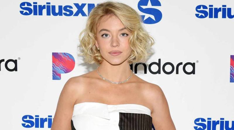 Sydney Sweeney caught enjoying pool day with boyfriend Scooter Braun