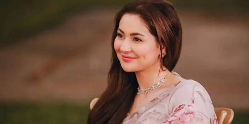  Hania Aamir’s Bangkok getaway goes viral 