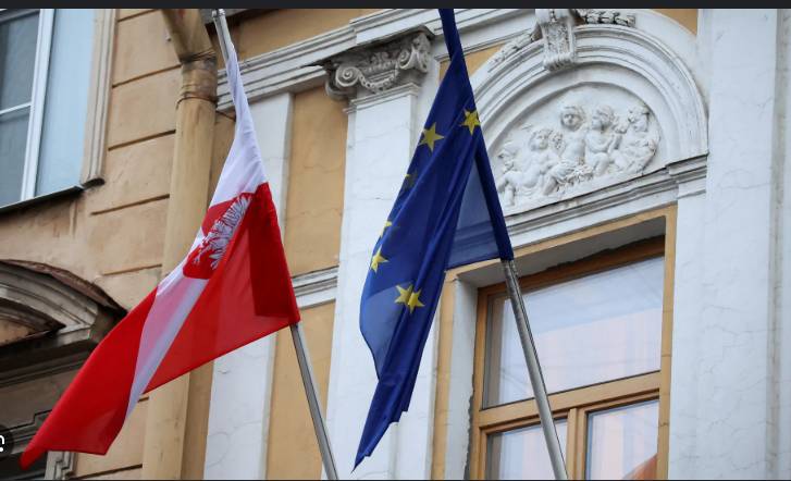 Russia closes Polish consulate in Siberia in tit-for-tat move