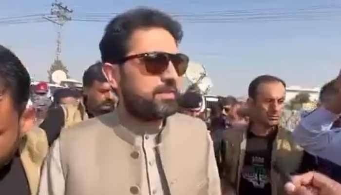 CM Afridi takes his 'no-Imran meeting' protest to Islamabad High Court
