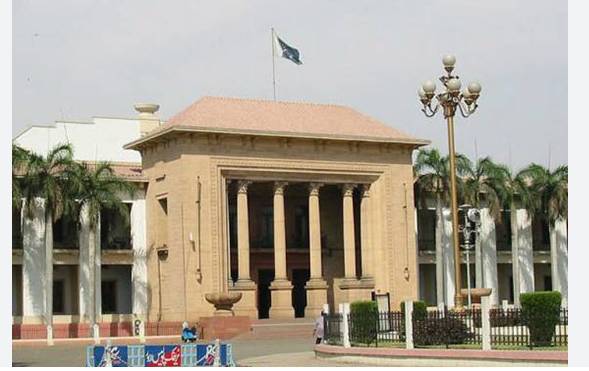 PA Speaker administers oath from newly-elected MPAs