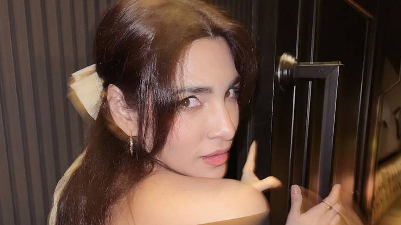 Zhalay Sarhadi proves black can transform any mood