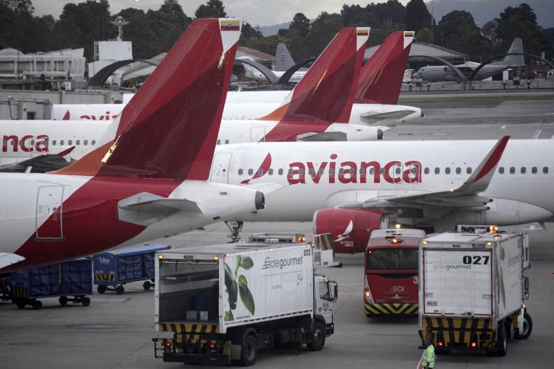 Air travel chaos as Airbus recalls 6,000 planes for software upgrades