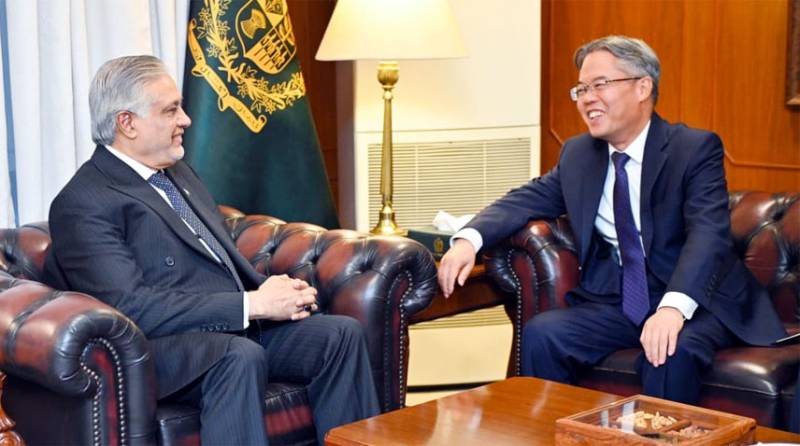 Chinese Ambassador Jiang Zaidong calls on DPM Ishaq Dar