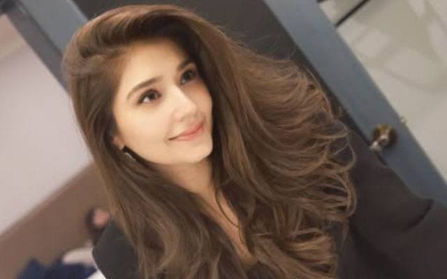 Durefishan Saleem dazzles in black