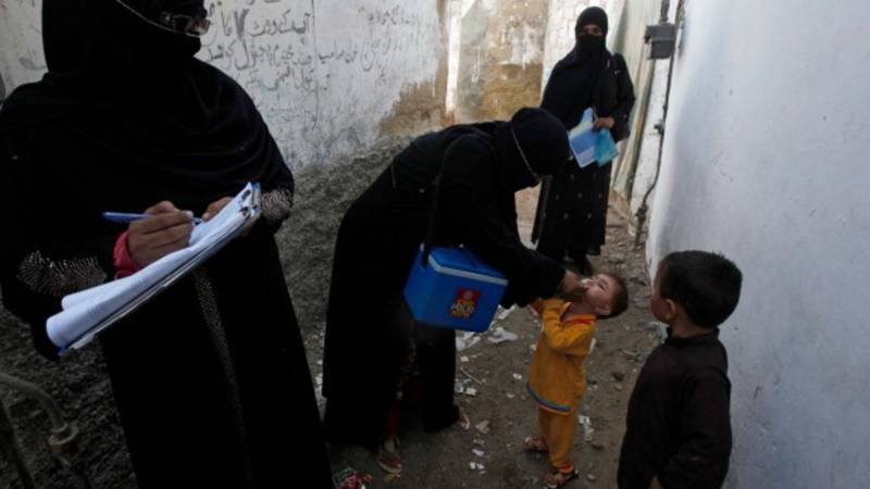 Health team assaulted in Sehwan; female worker seriously injured