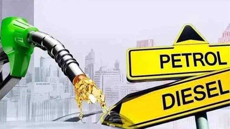 Govt reduces petrol, diesel prices