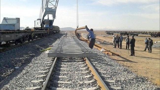 Iran, Turkey agree to build key trade rail link