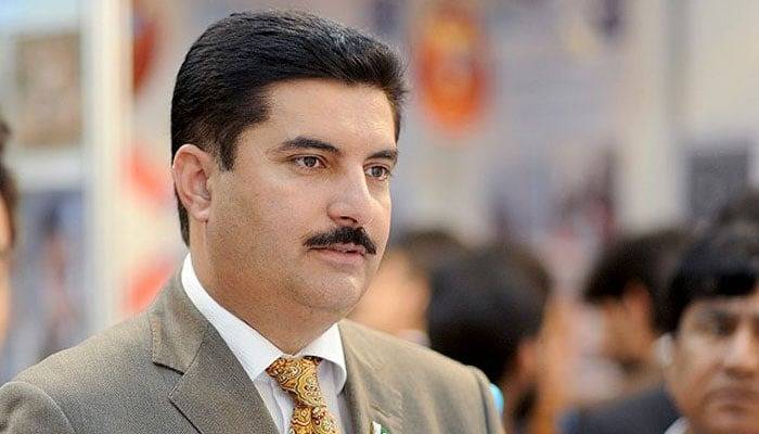 KP governor likely to be replaced as six names come under consideration