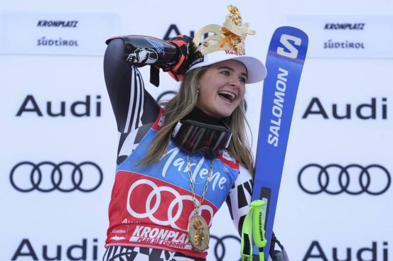 NZ's Robinson wins Copper Mountain World Cup giant slalom