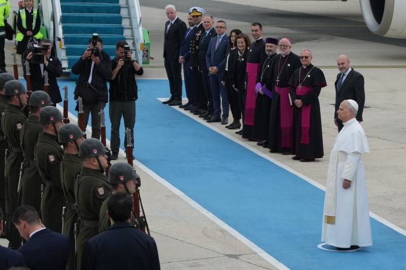 Pope arrives in Lebanon with message of peace for crisis-hit country
