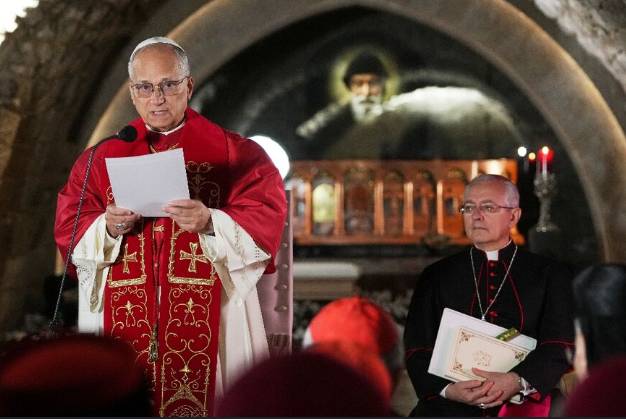 Pope prays for peace in Lebanon, region